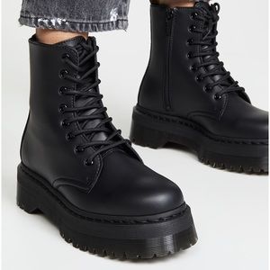 Dr Martens - Vegan Jadon Mono 8 Eye Boots